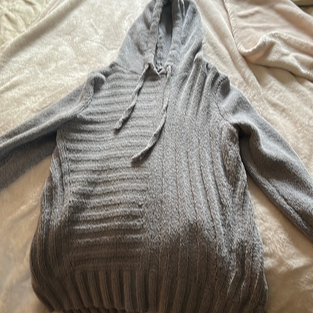 Vera Wang hoodie